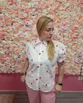 Blusa corazones