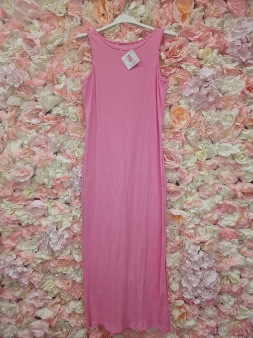 Vestido recto fucsia