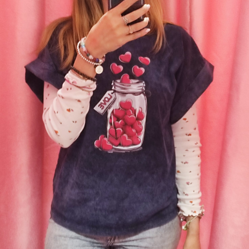 Camiseta Tarro de Corazones rosas - Imagen 2