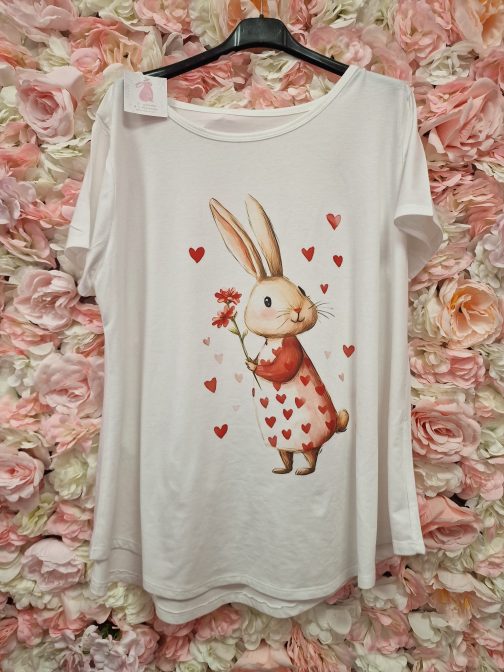 Camiseta conejo enamorado