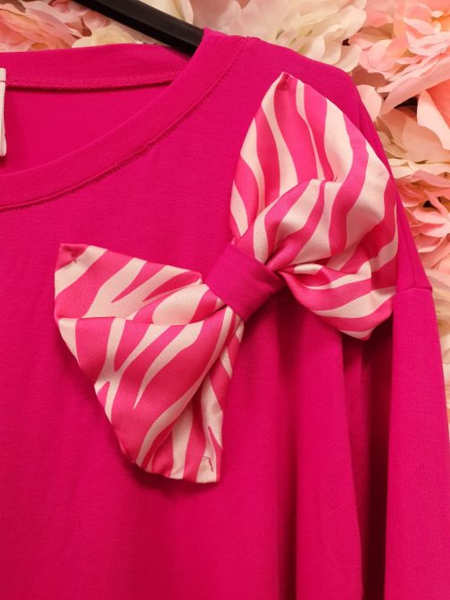 Camiseta rosa con lazo - Image 3