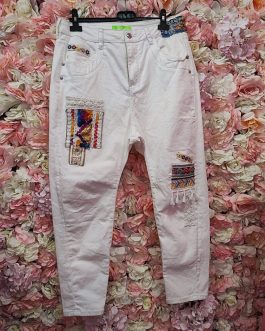 Pantalón étnico