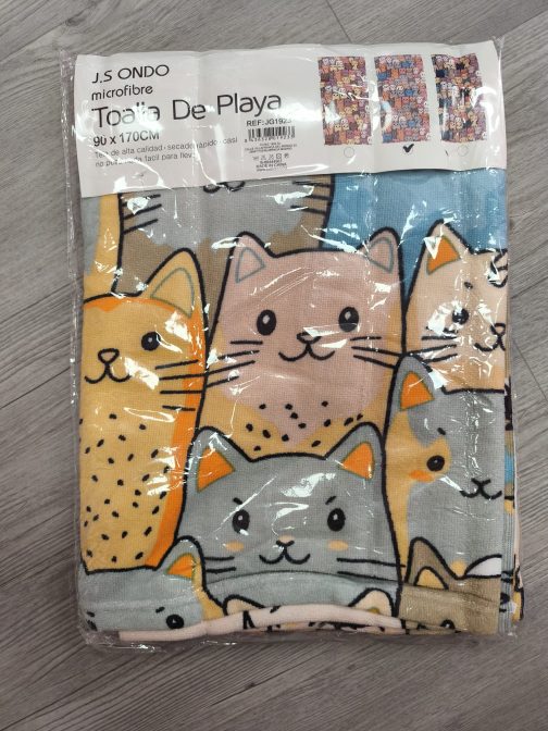 Toalla grande de gatitos
