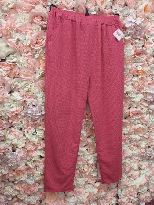Pantalón fucsia texturizado curvy - Imagen 4