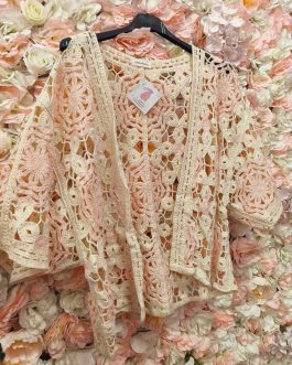 Chaqueta crochet flores rosas
