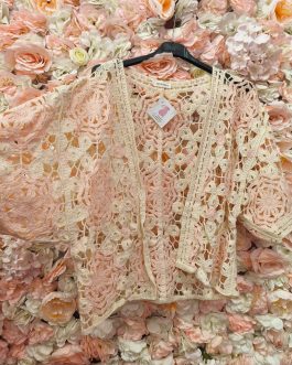 Chaqueta crochet flores rosas