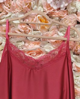 Vestido curvy lencero fucsia