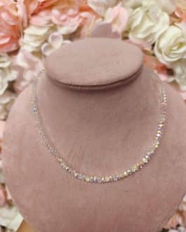 Collares brillantes iridiscentes