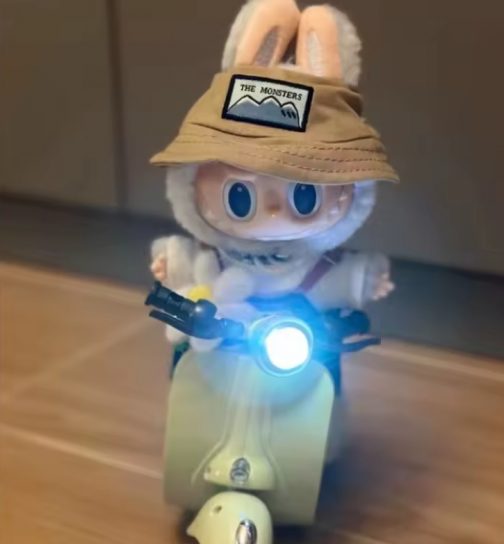 Moto eléctrica Labubu - Imagen 4