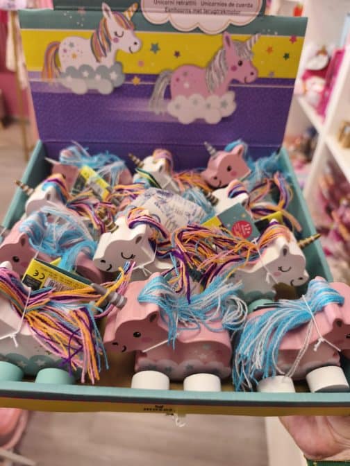 Unicornios de ruedas de madera - Imagen 2