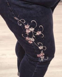 Vaqueros elásticos curvy flores