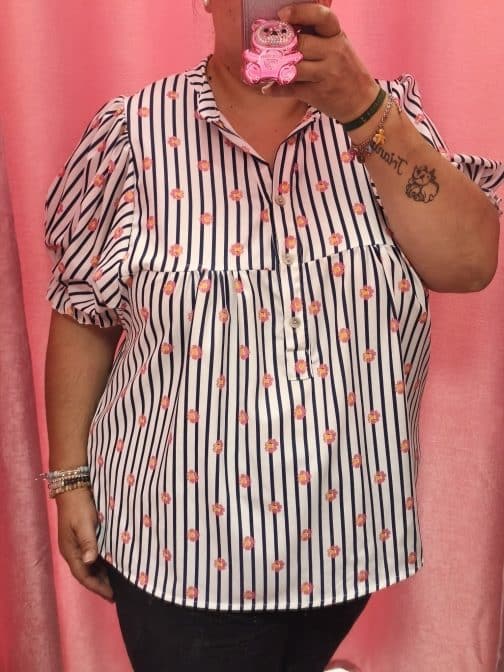 Blusa rayas con flores curvy