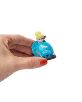 Princesas Disney en coches de choque