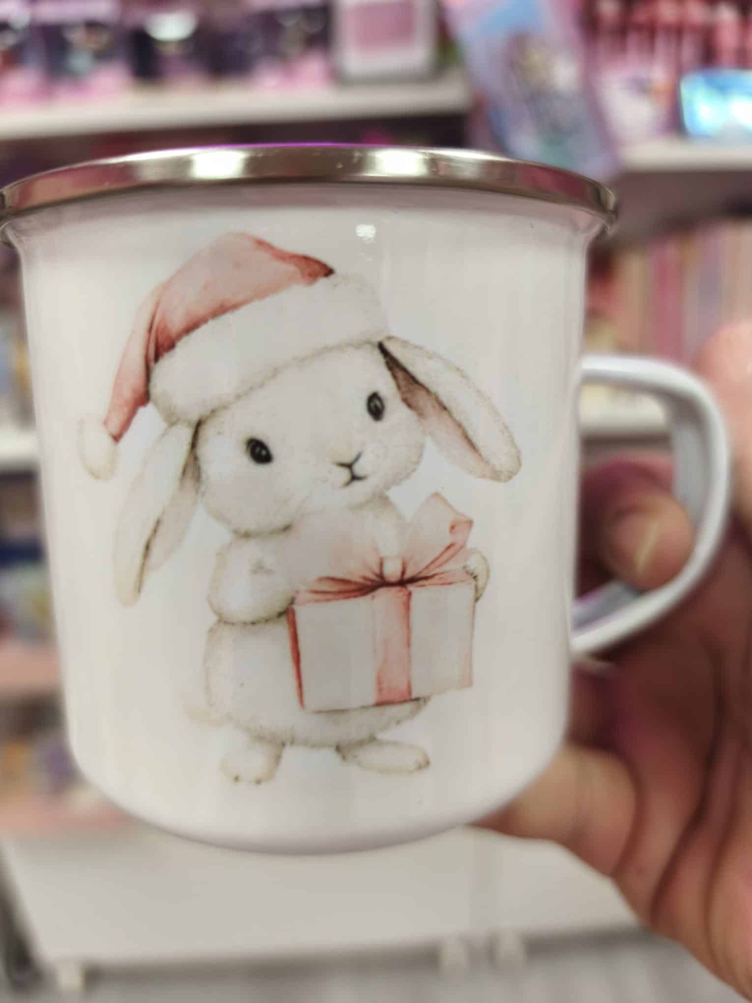 Taza metálica con conejito navideño - Imagen 2