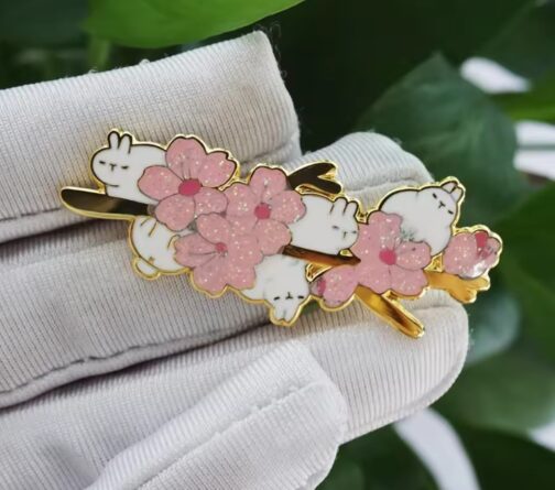 Pin Sakura y conejos - Imagen 2