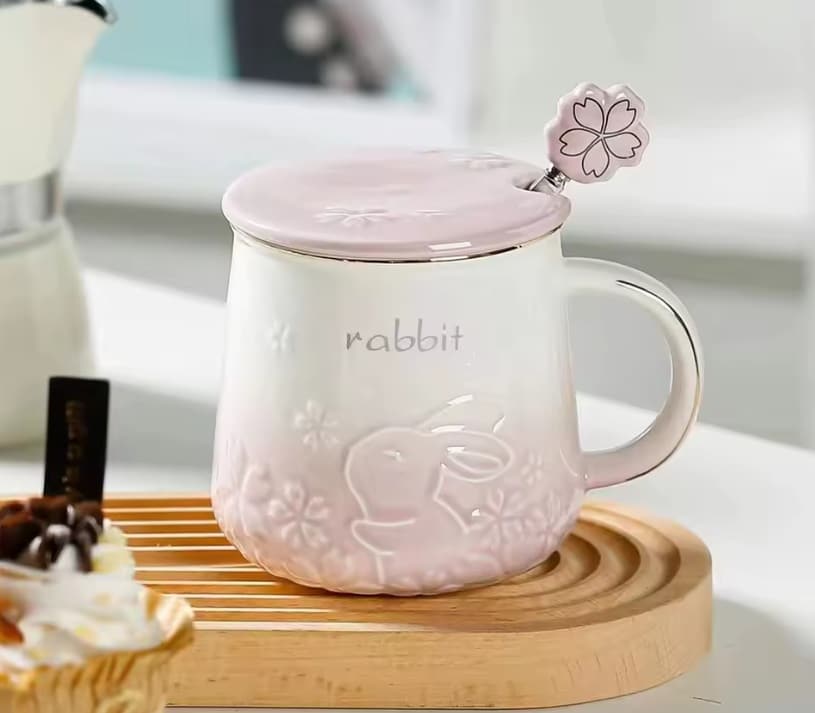 Taza con tapa conejo sakura