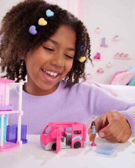 Mini BarbieLand caravana
