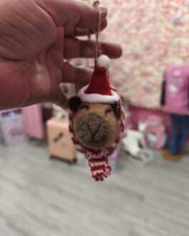 Adorno capibara navideño