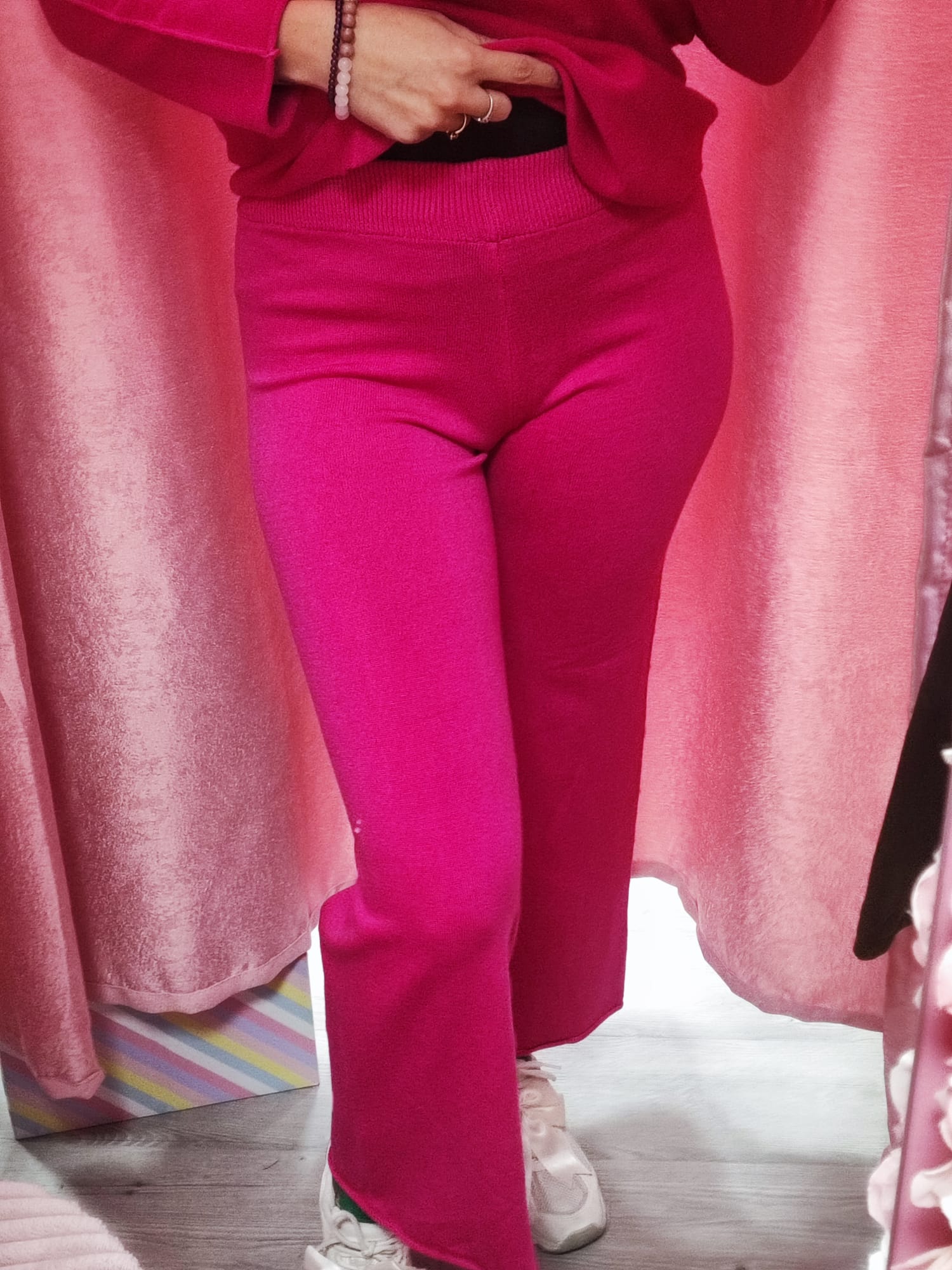 Conjunto de punto fucsia - Imagen 4