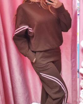 Chándal líneas rosas