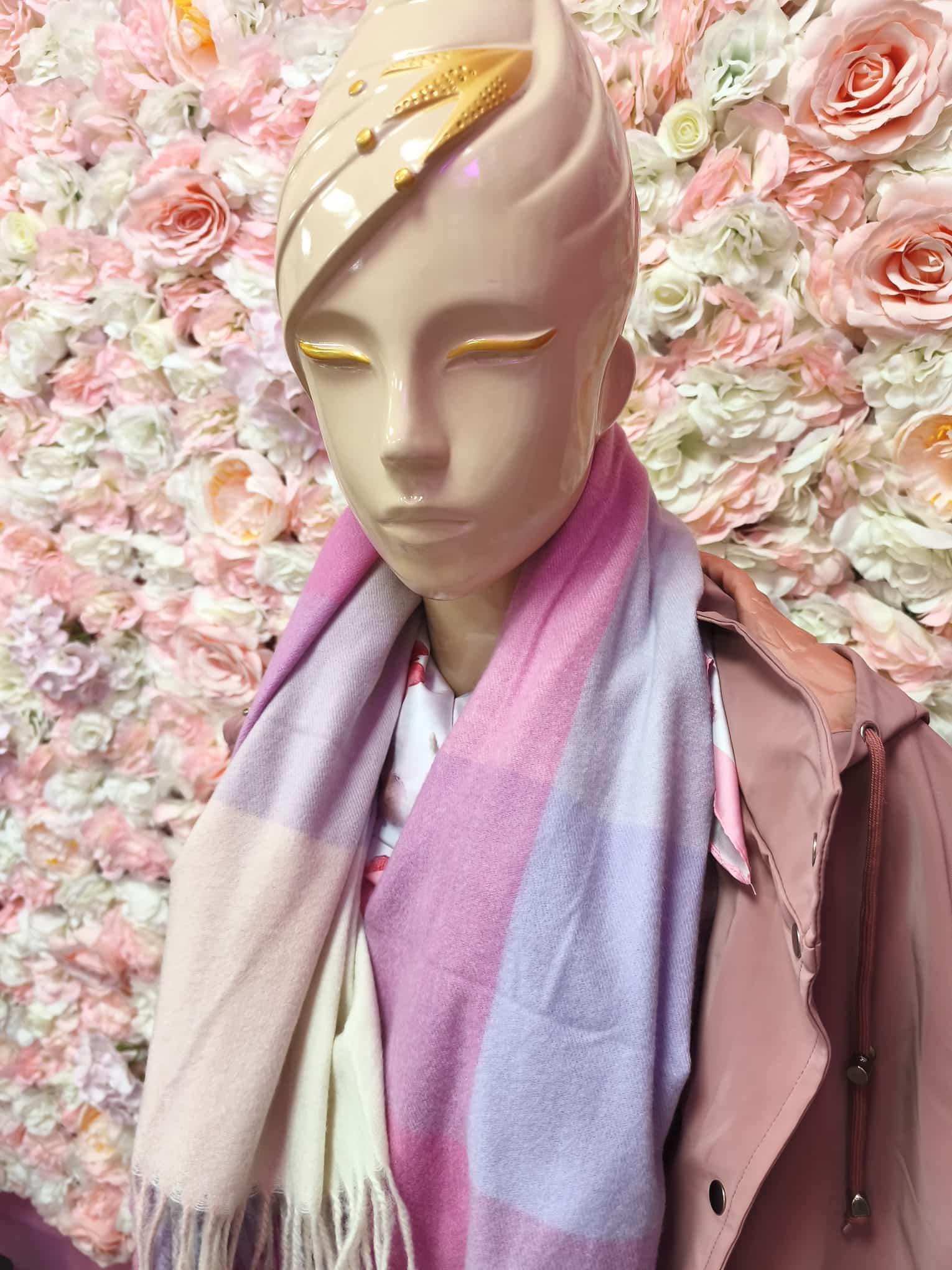 Bufandas cuadros degradados con flecos - Imagen 2