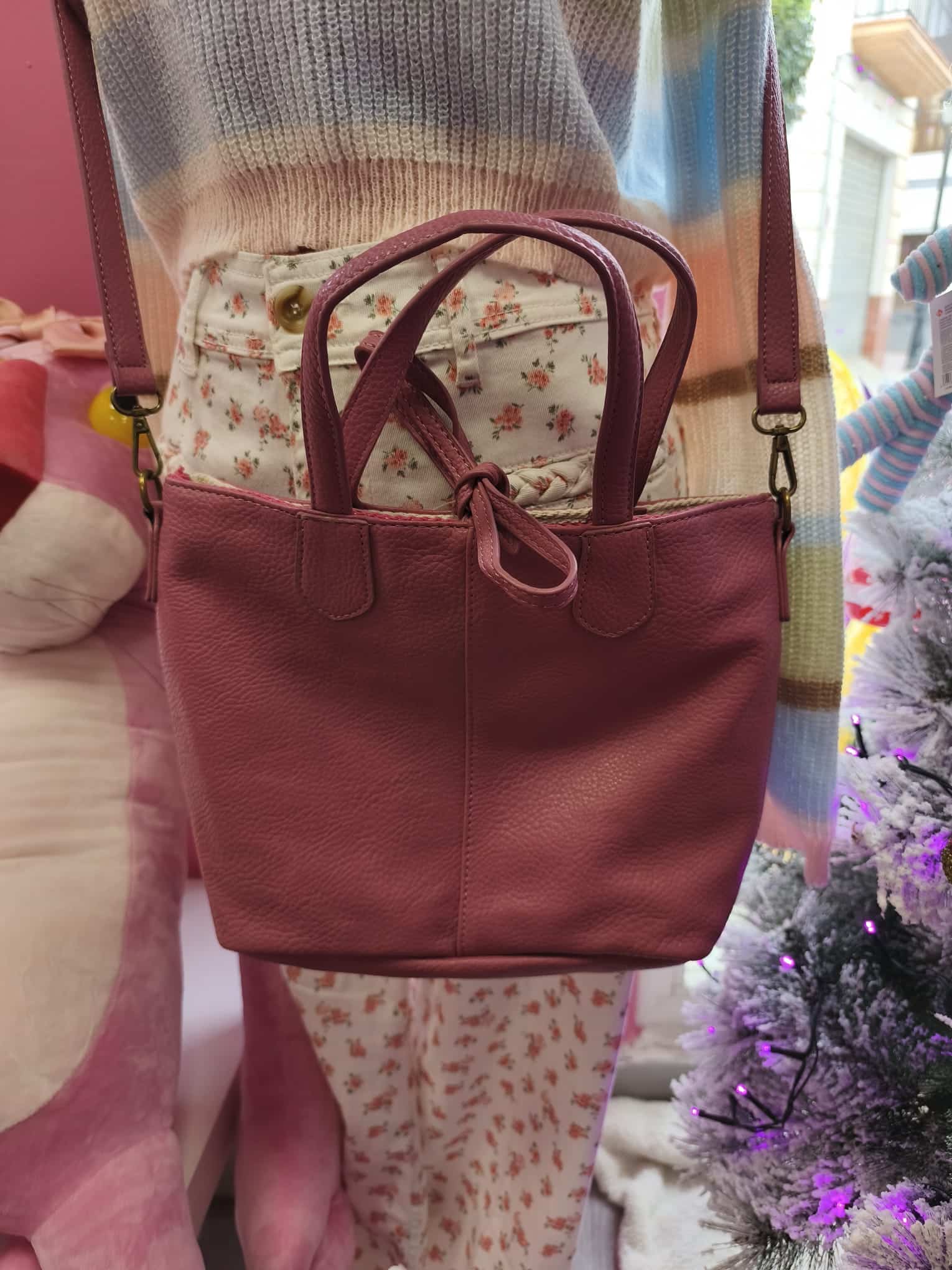 Bolso 2 en 1 polipiel rosa - Imagen 2