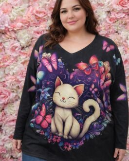 Camiseta curvy gato con mariposas