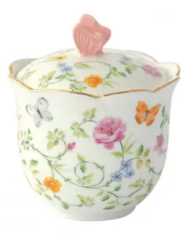 Azucarero mariposa floral