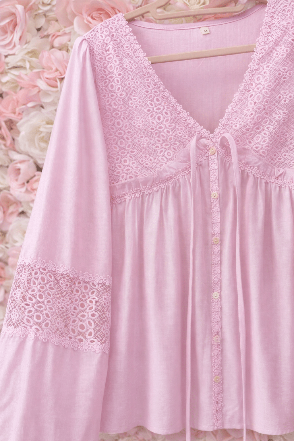 Blusa romántica calado rosa - Imagen 2