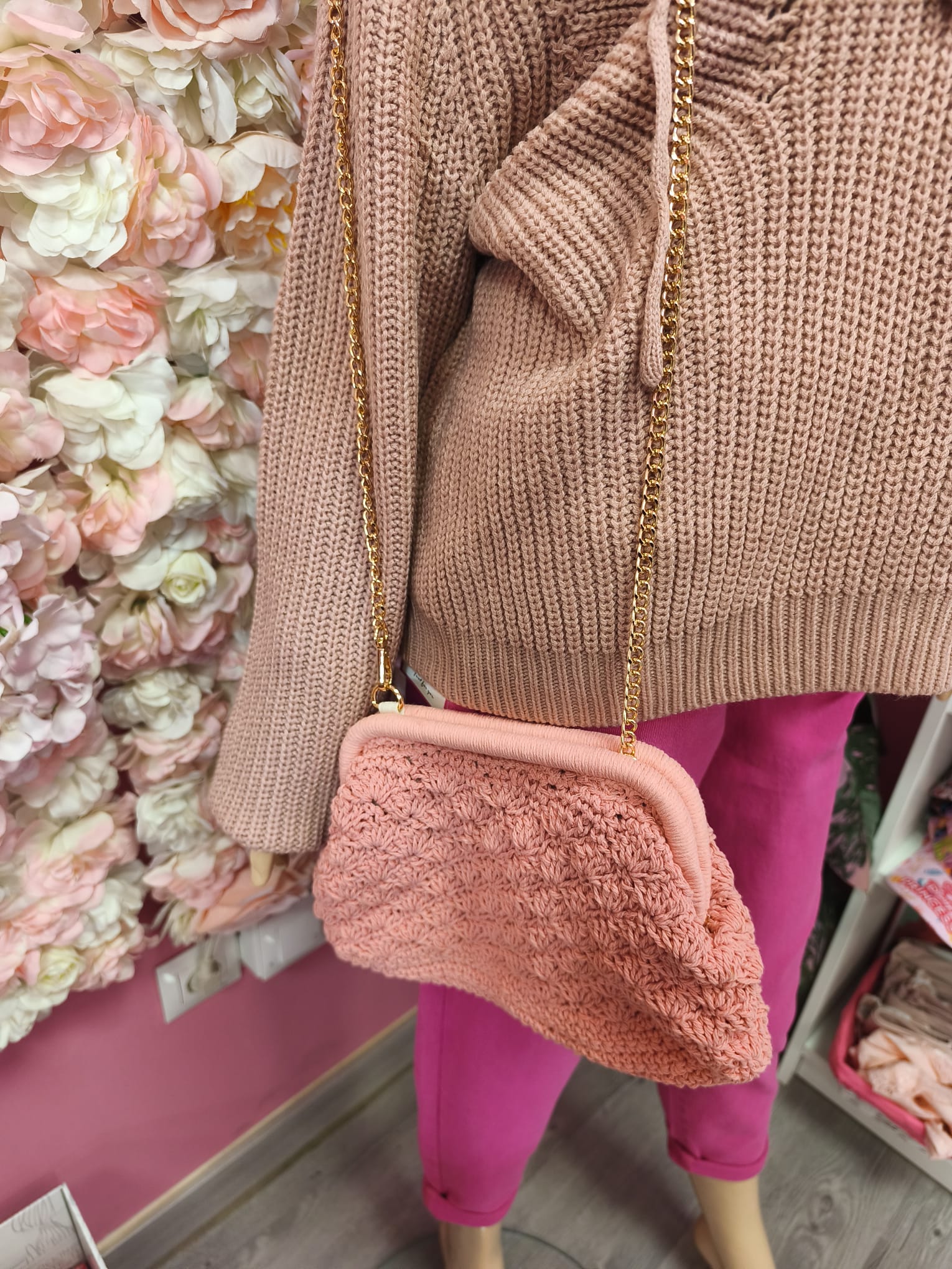 Bolso rosa crochet vintage - Imagen 4