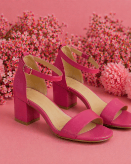 Sandalias fucsias medio tacón