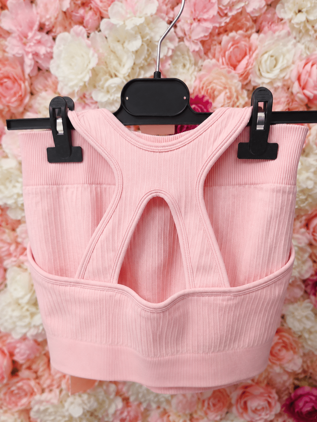 Conjunto deportivo rosa - Imagen 3