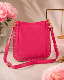 Bolso piel tachuelas fucsia