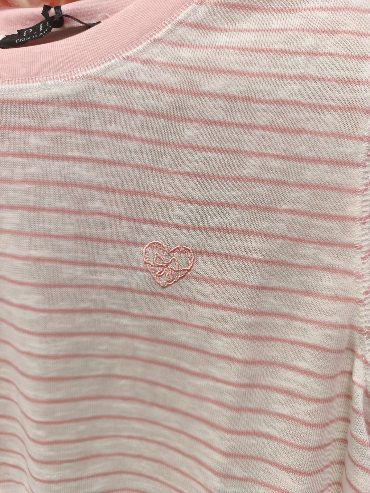 Camiseta básica rayas rosas - Imagen 3