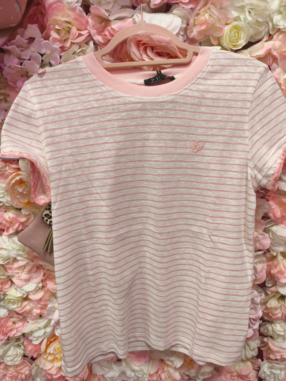 Camiseta básica rayas rosas - Imagen 2