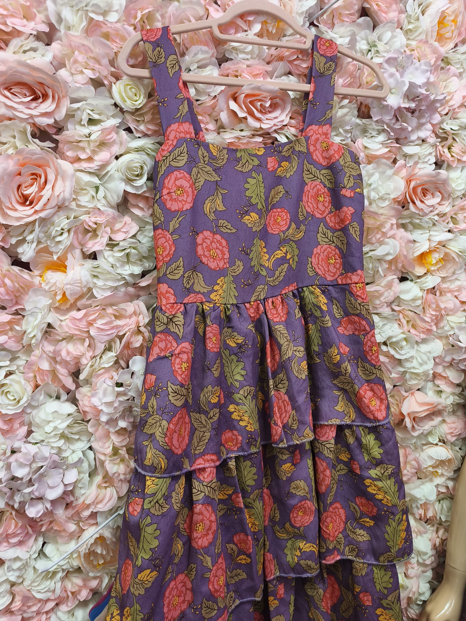 Vestido largo flores capas - Imagen 2