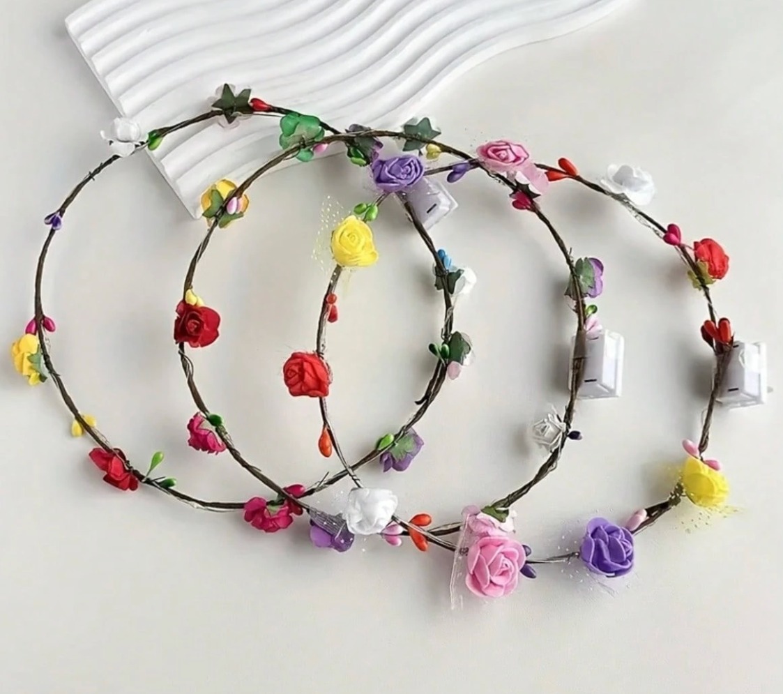 Corona de flores con luz