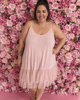 Vestido interior tul con plumeti