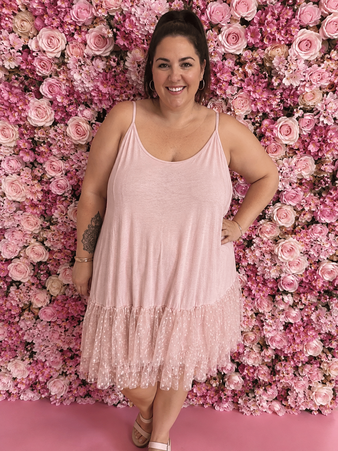 Vestido interior tul con plumeti