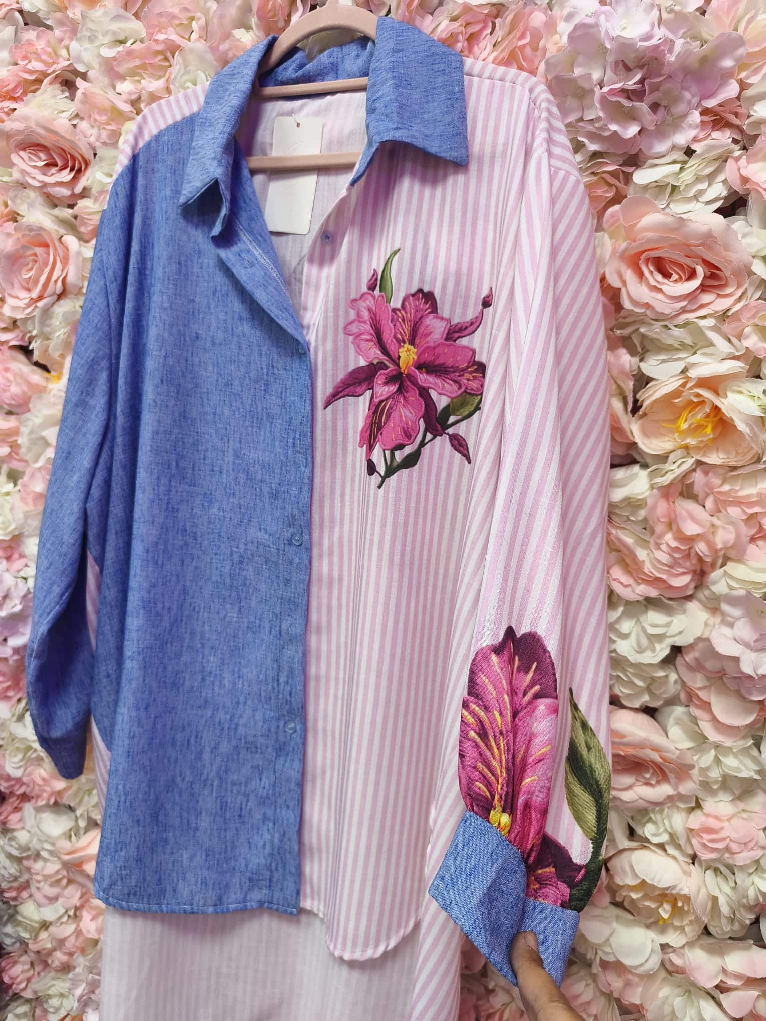 Camisa curvy flor doble efecto - Imagen 4