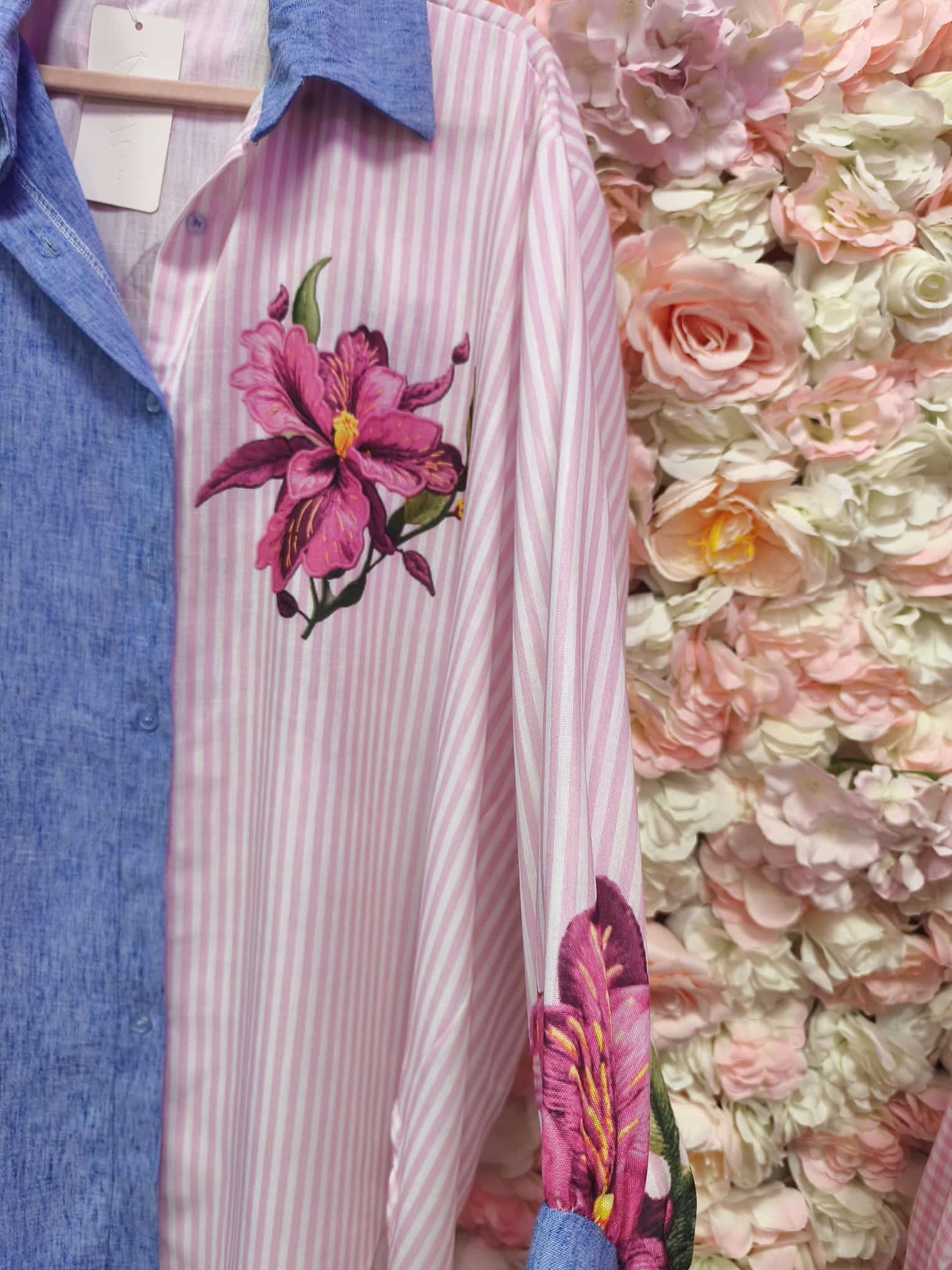 Camisa curvy flor doble efecto - Imagen 3