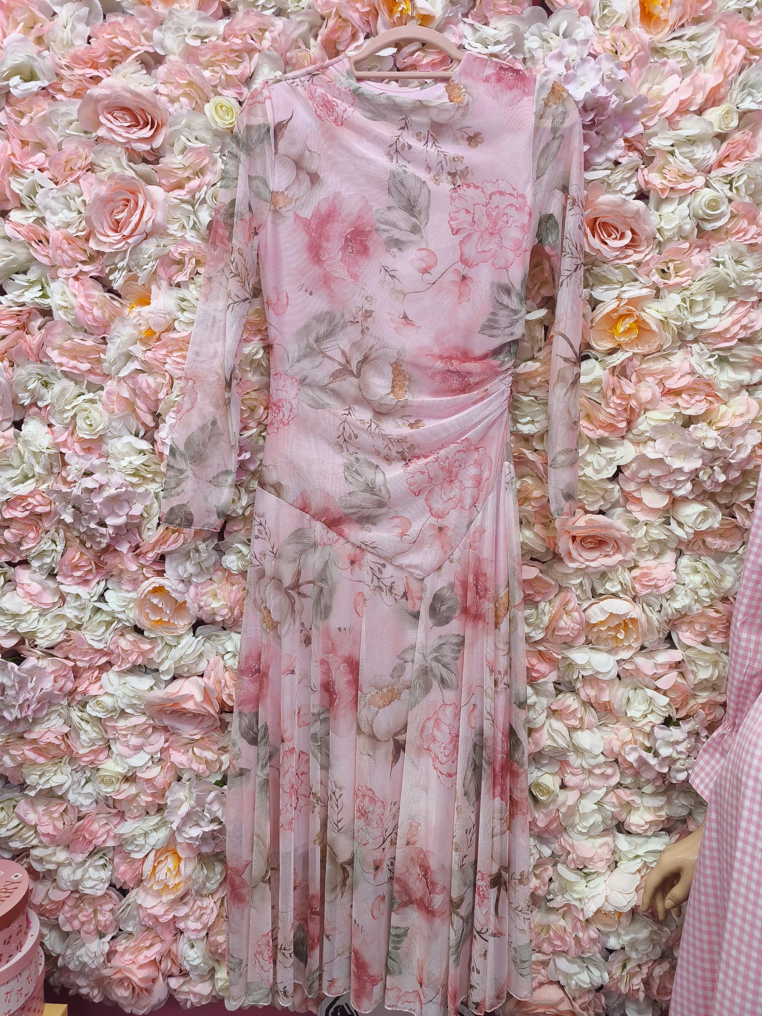 Vestido de tul rosas - Imagen 6