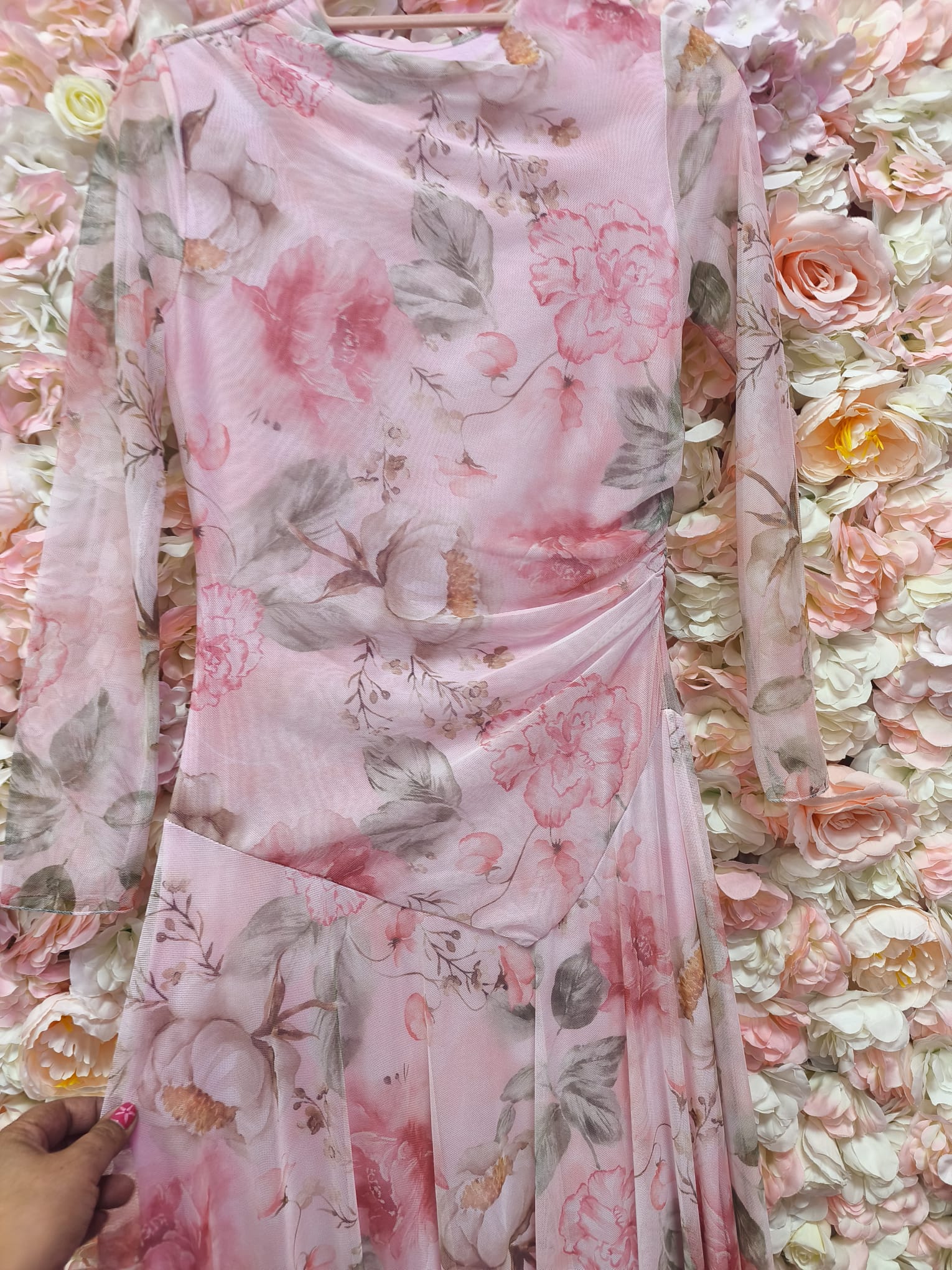 Vestido de tul rosas - Imagen 2