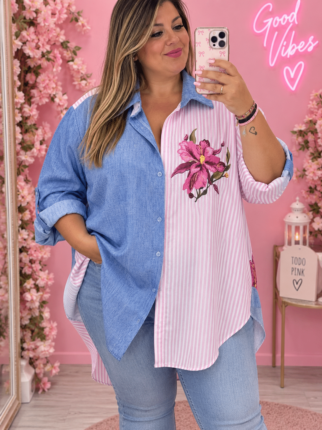 Camisa curvy flor doble efecto