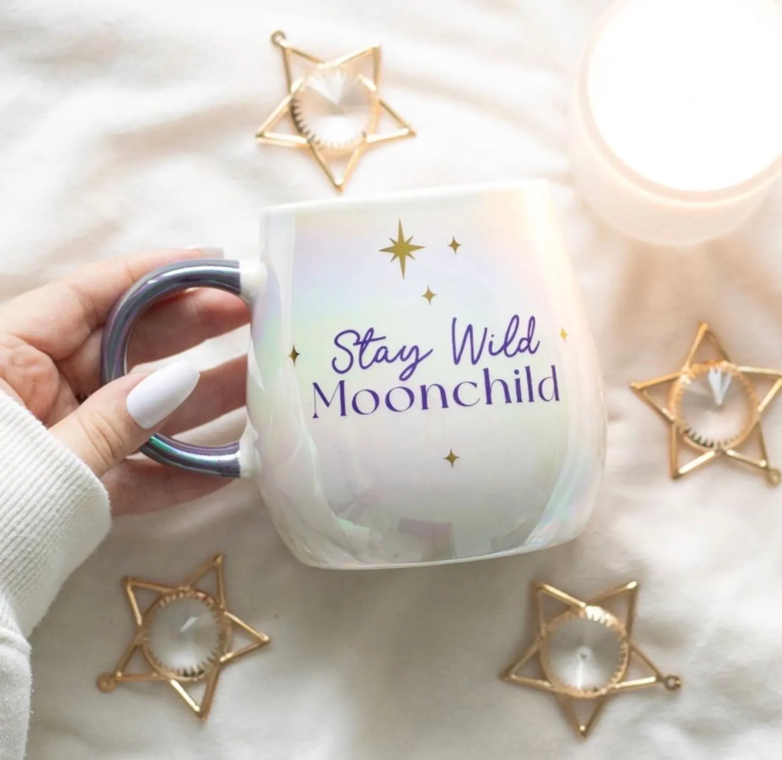 Taza iridiscente Stay Wild Moonchild