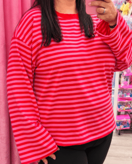 Camiseta curvy rayas rojas y rosas
