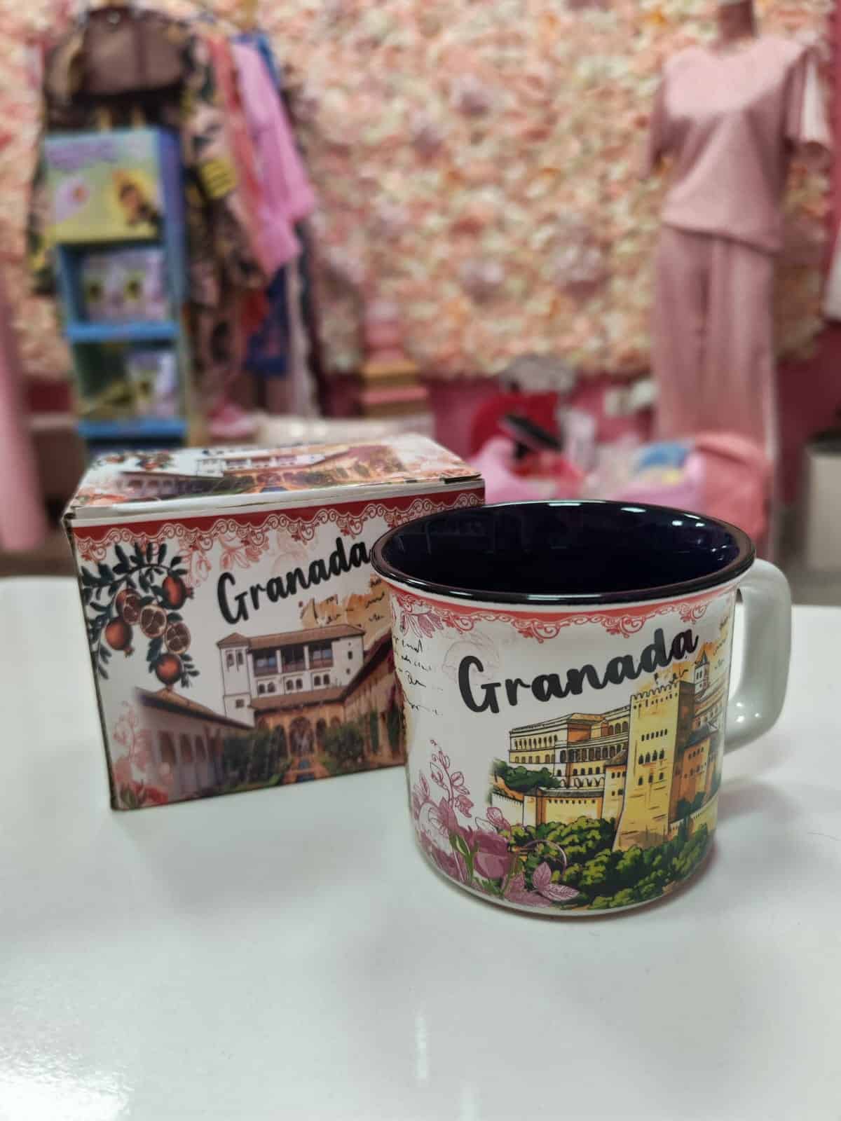 Taza recuerdo de Granada