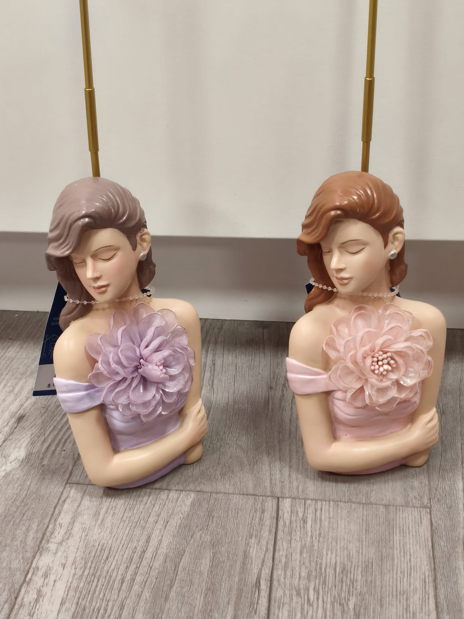 Porta joyas mujer con flor - Imagen 3